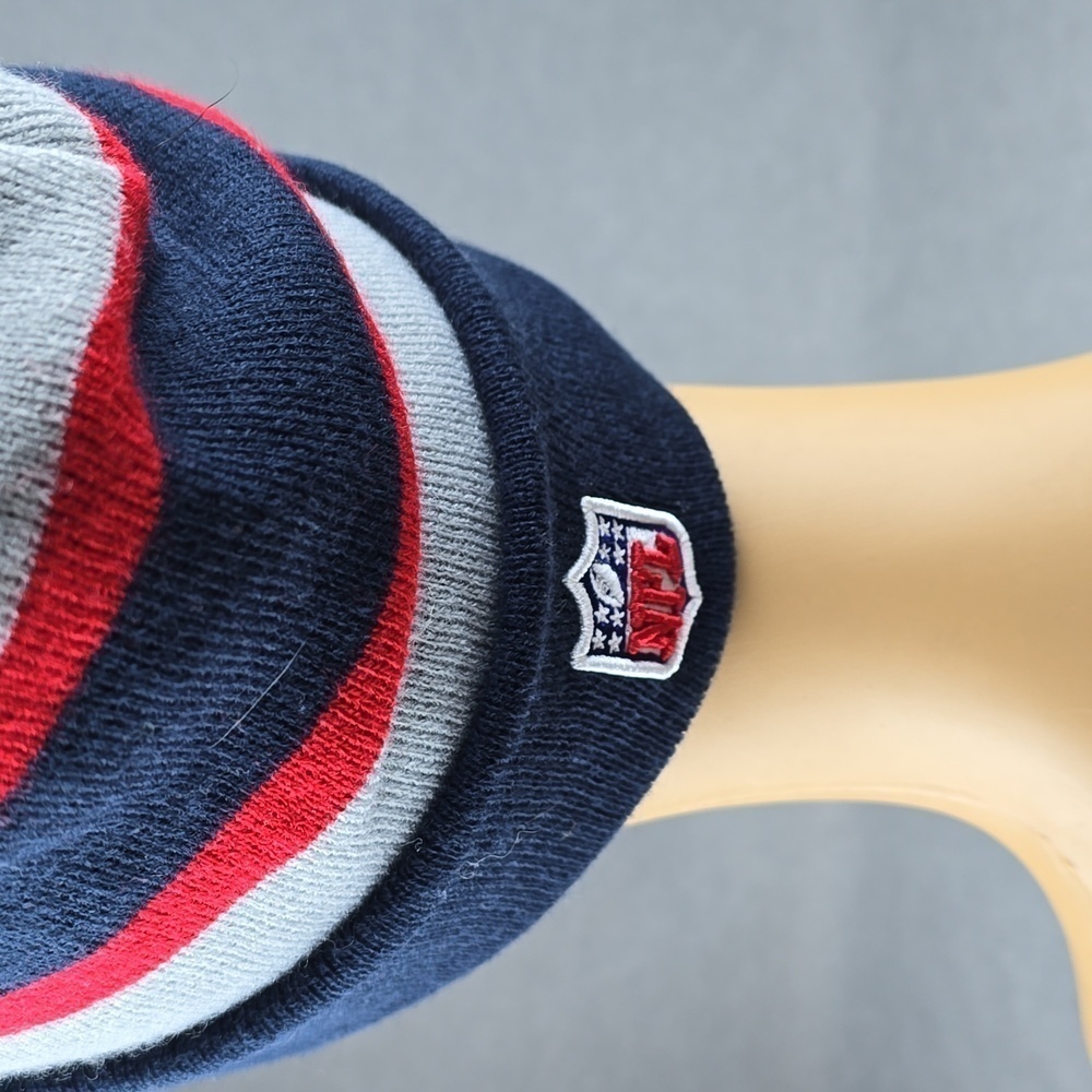 Patriots Football Pom Pom Winter Hat Red White Blue Stripe..men's hat - Picture 3 of 7